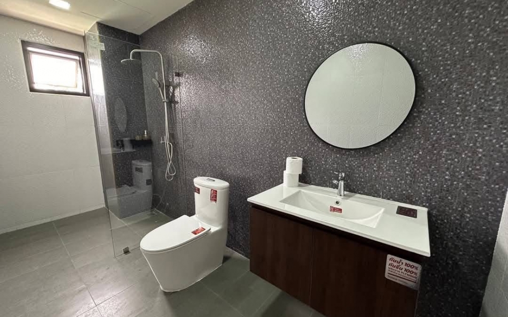 ขาย ทาวน์โฮม 3 ชั้น 4 ห้องนอน 3 ห้องน้ำ พัทยา (3)