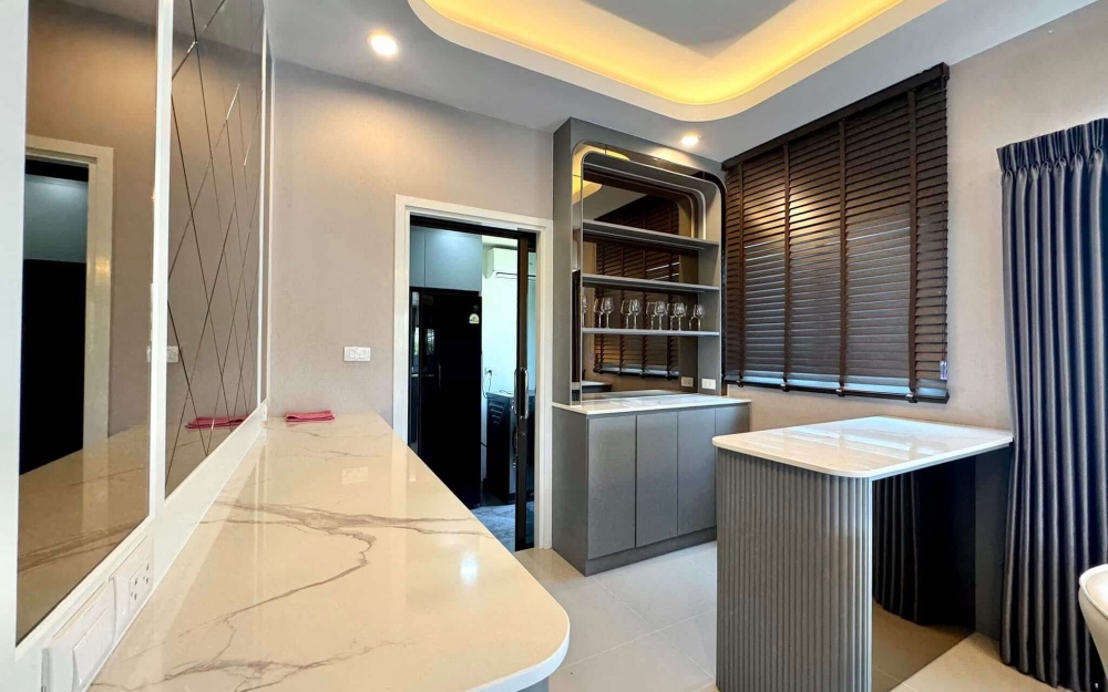 ขายบ้านเดี่ยว 2 ชั้น 4 ห้องนอน พัทยาเหนือ (2)	 Detached house for sale 2 floors 4