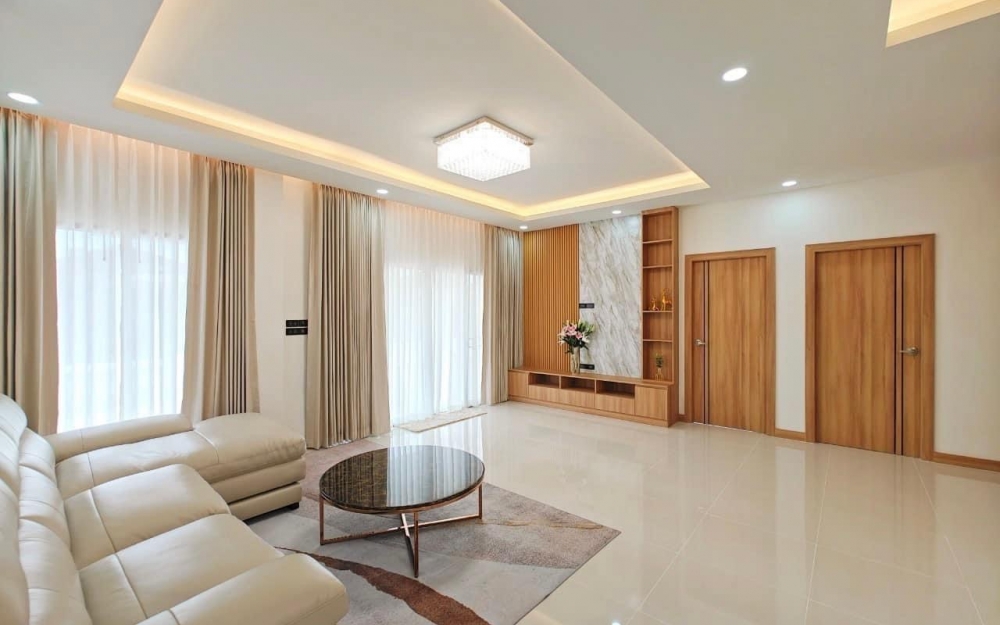 ขายบ้าน Pool Villa 4 ห้องนอน 3 ห้องน้ำ สยามคันทรีคลับ