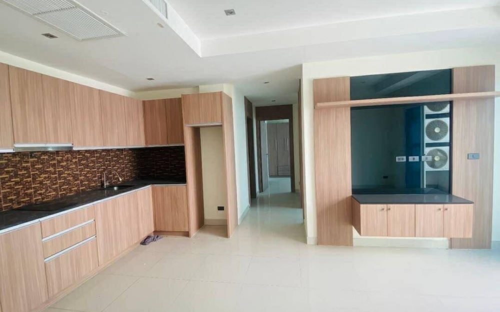 ขาย Nam Talay Condo Na Jomtien น้ำทะเลคอนโด นาจอมเทียน 2 ห้องนอน วิวเมือง (3)