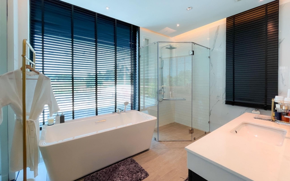 ขายบ้าน Pool Villa 4 ห้องนอน 5 ห้องน้ำ หนองปลาไหล ใกล้โรงเรียนนานาชาติรีเจนท์ ติดเจ้าของ (3)