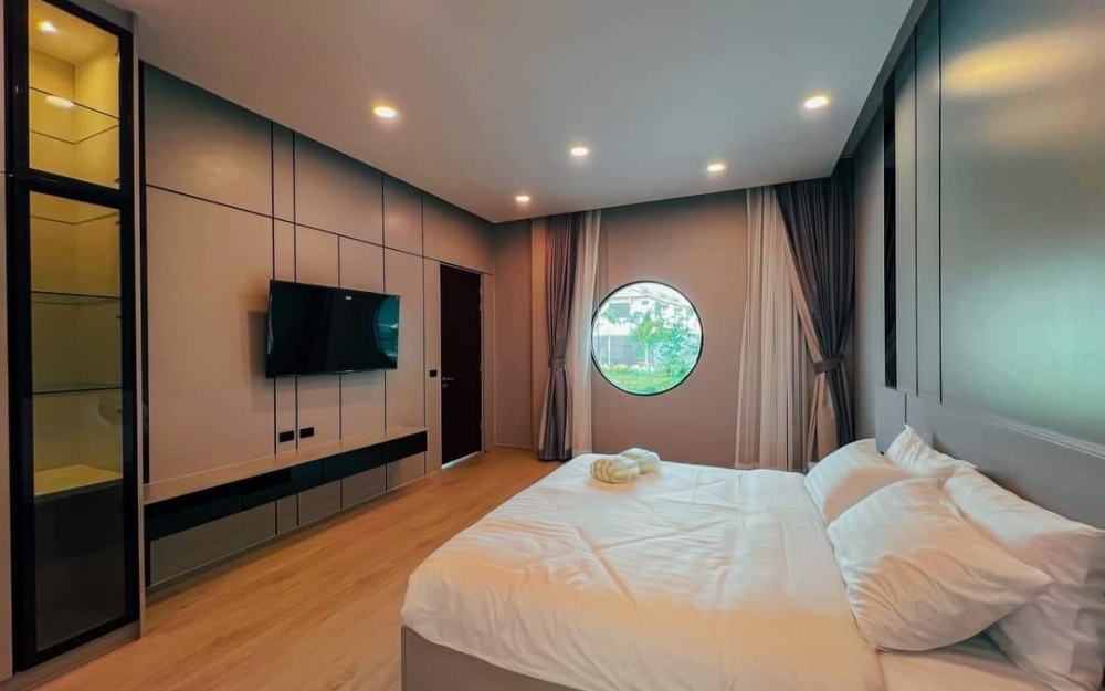 ขายบ้าน Pool Villa ซ.ชัยพฤกษ์ 5 ห้องนอน 6 ห้องน้ำ 270 ตร.วา (3)