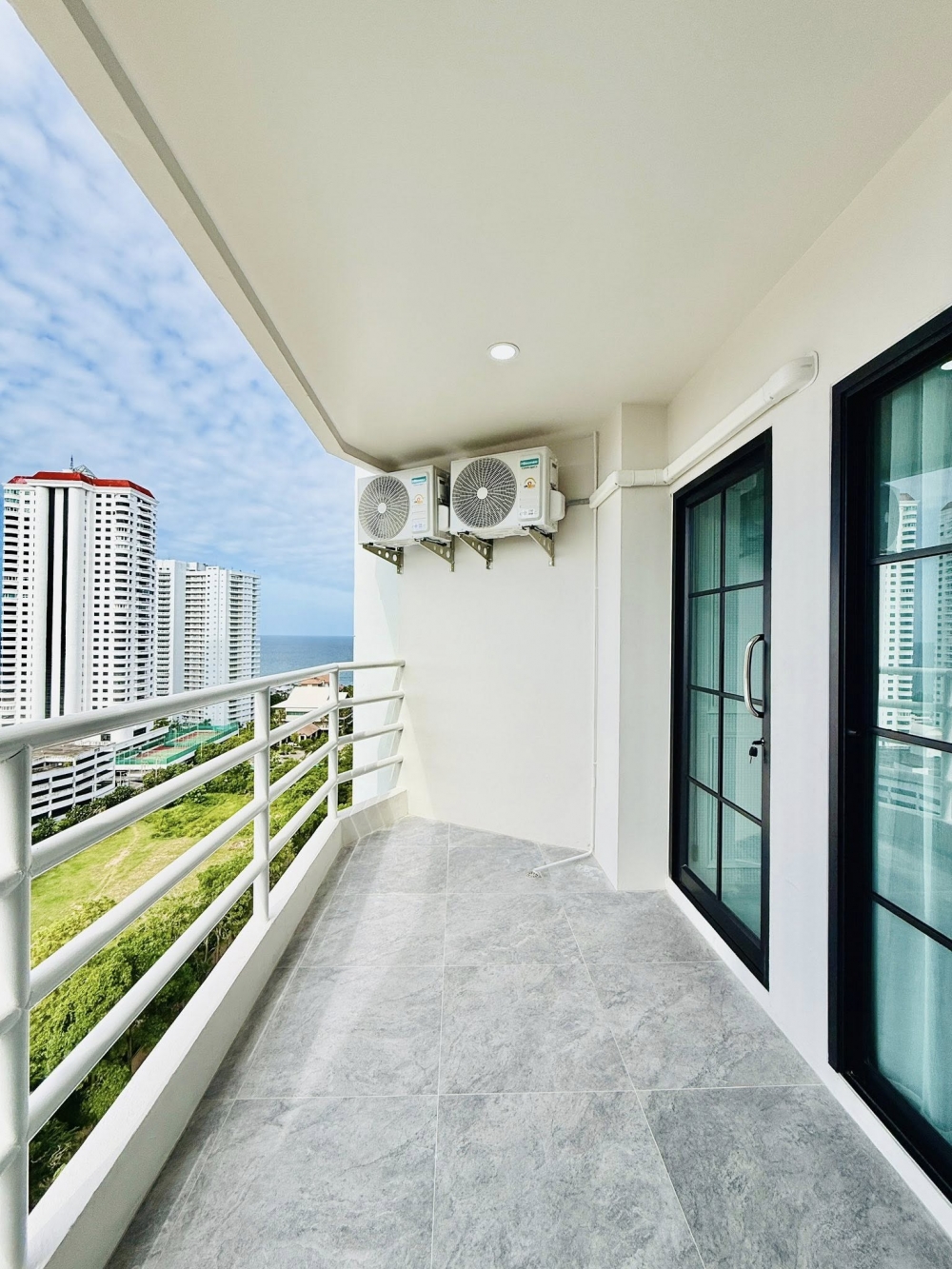 ขาย View Talay 5 Jomtien วิวทะเล 5 จอมเทียน 1 ห้องนอน วิวทะเล (2)