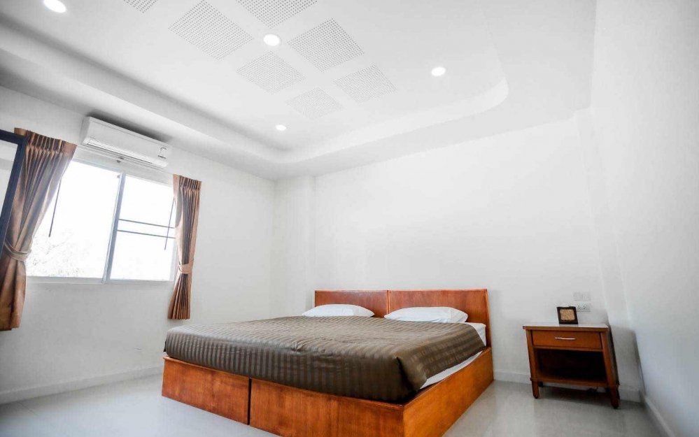 ปล่อยเช่าบ้าน Pool Villa สำหรับทำธุรกิจ 6 ห้องนอน 7 ห้องน้ำ พัทยากลาง