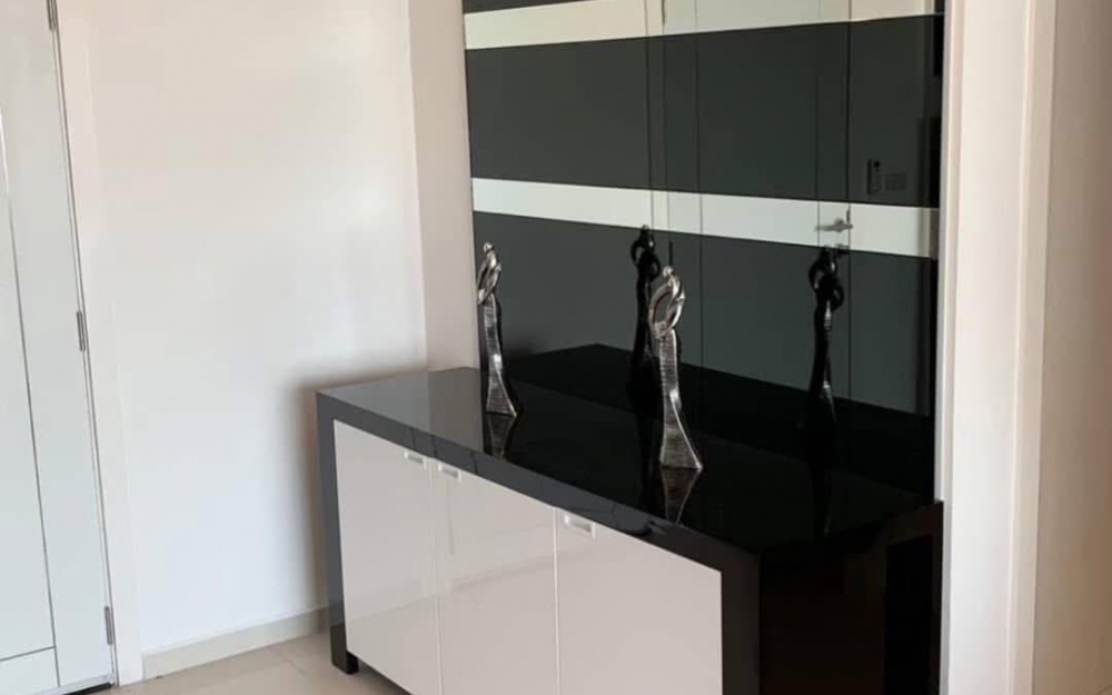 ให้เช่า The Vision Pratumnak เดอะ วิชัน พระตำหนัก 1 ห้องนอน วิวทะเล