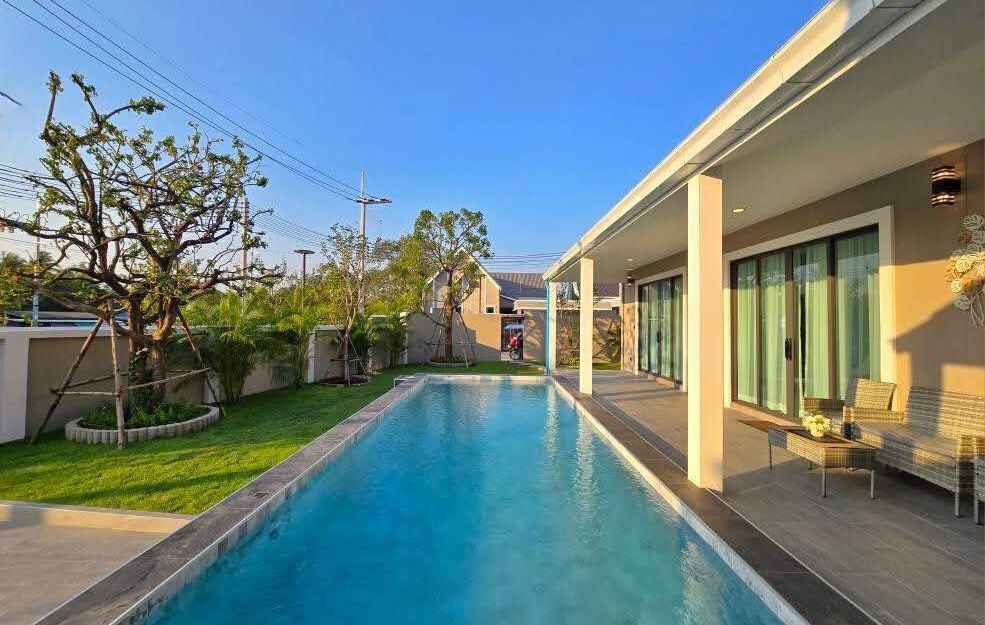 ขาย Pool Villa 3 ห้องนอน มาบประชัน (2)