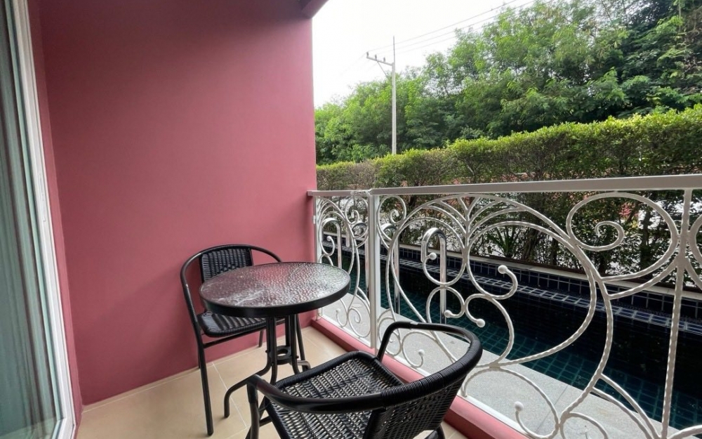 ให้เช่า Grande Caribbean Pattaya แกรนด์ แคริบเบียน พัทยา 1 ห้องนอน วิวสระ