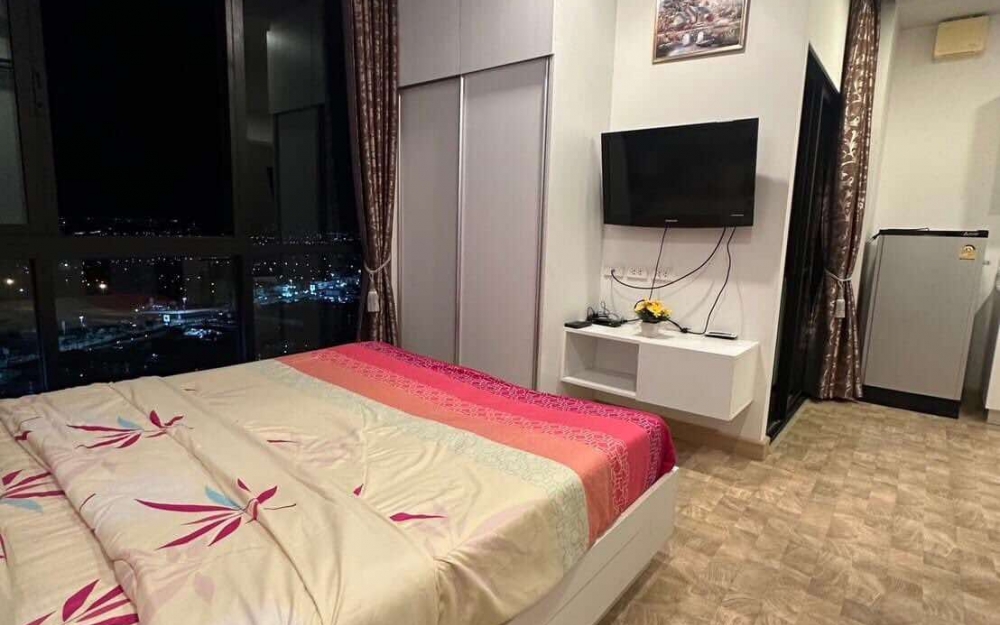ปล่อยเช่ารายปี Pattaya Port North Pattaya พัทยาพรอทซ์ พัทยาเหนือ Studio ชั้น 32 วิวเมือง