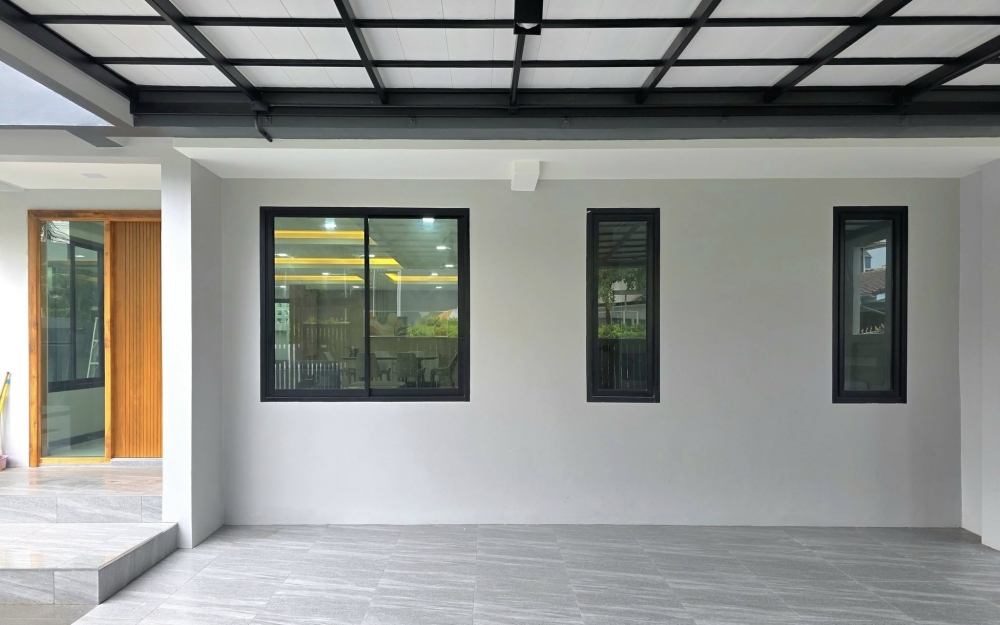 ขาย Pool Villa 2 ชั้น 4 ห้องนอน 5 ห้องน้ำ พัทยากลาง (1)