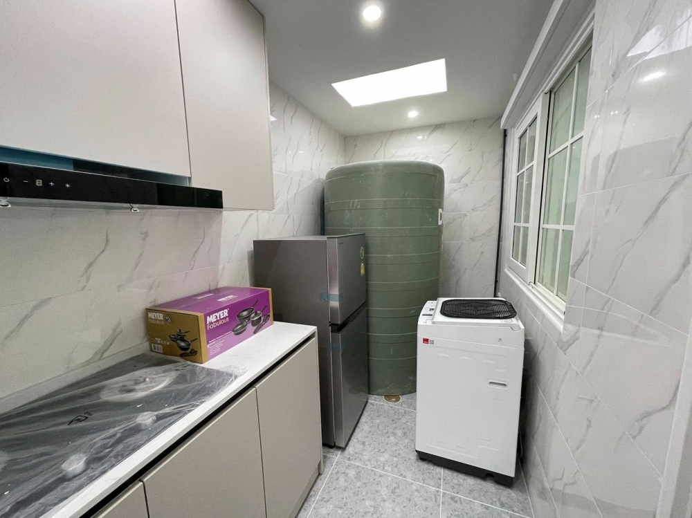 ขาย ทาวน์โฮม 2 ชั้น 4 ห้องนอน 2 ห้องน้ำ เขาตาโล (3)