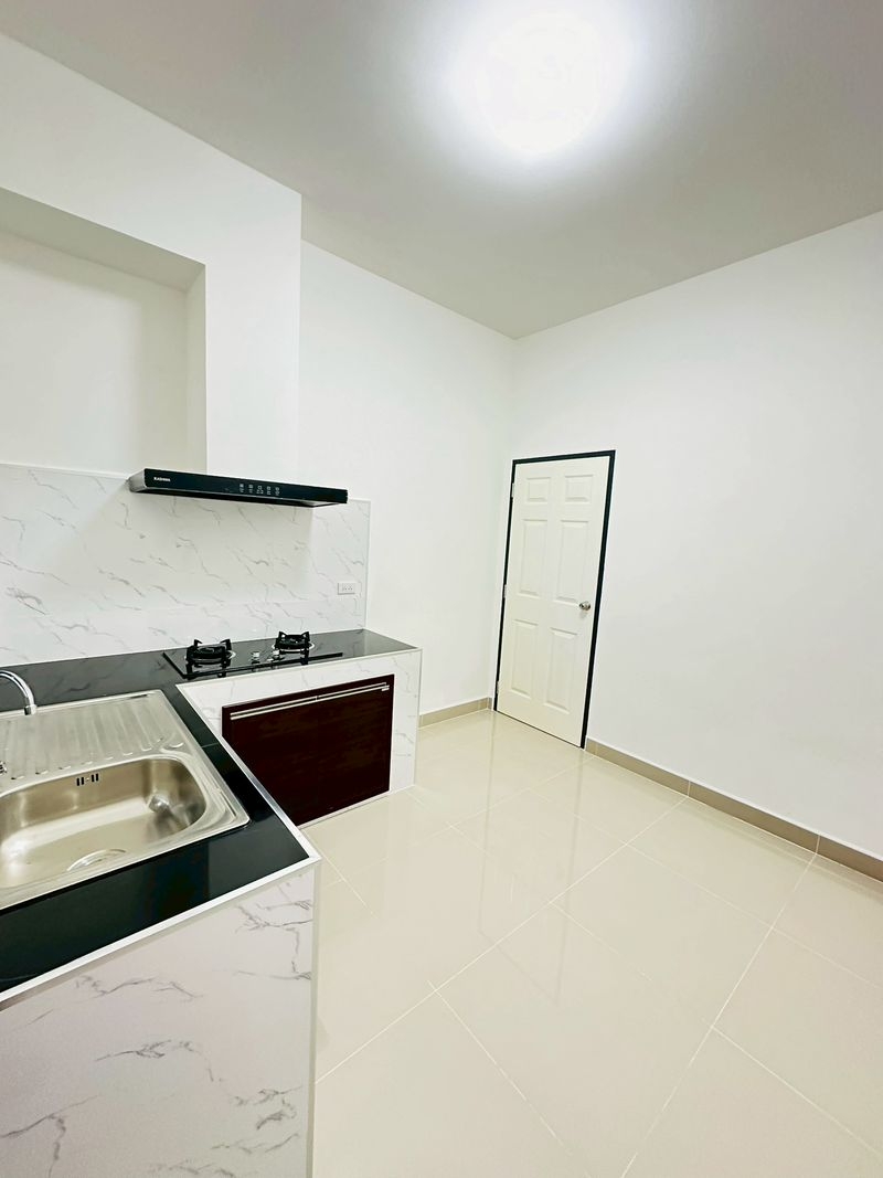 ขาย ทาวน์โฮมชั้นเดียว 2 ห้องนอน 2 ห้องน้ำ พัทยา (2)