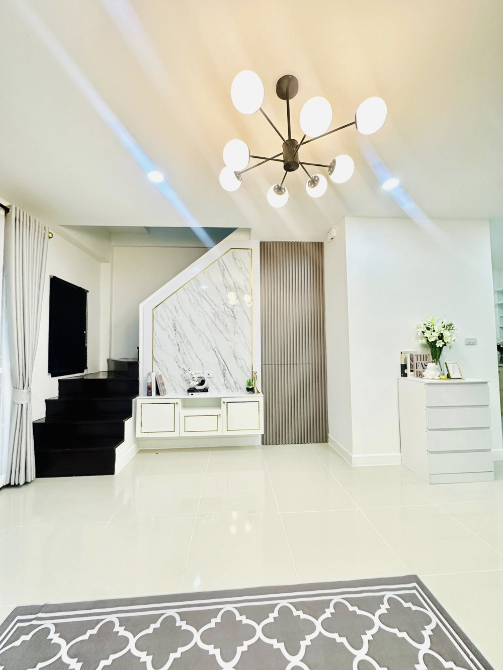 ขาย Town Home 2 ชั้น 3 ห้องนอน 3 ห้องน้ำ เนินพลับหวาน (2)