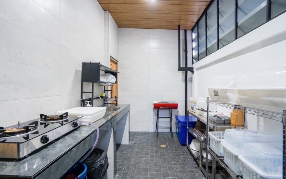 ให้เช่า Pool Villa 2 ชั้น 4 ห้องนอน 4 ห้องน้ำ ห้วยใหญ่