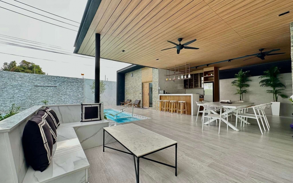 ขายบ้าน Pool Villa 2 ชั้น 4 ห้องนอน 5 ห้องน้ำ หนองปลาไหล (2)