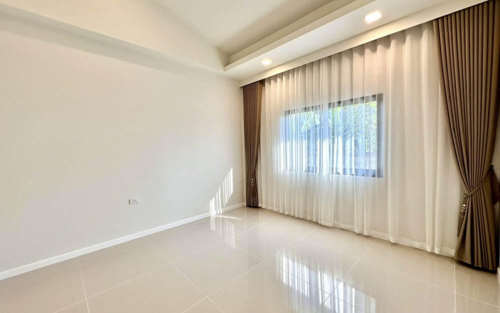 ขาย Pool Villa 4 ห้องนอน 3 ห้องน้ำ ห้วยใหญ่ (2)