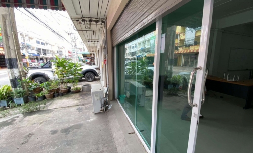 ขายอาคารพาณิชย์ 3 ชั้น 4 ห้องนอน 2 ห้องน้ำ พัทยากลาง