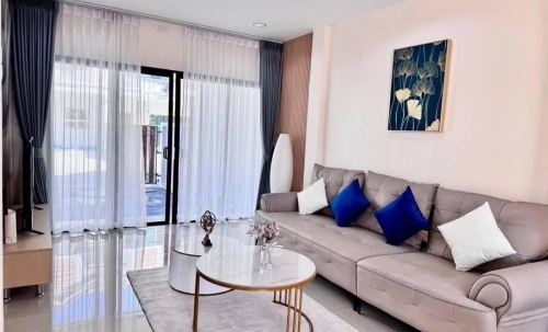 ขาย Townhome 2 ชั้น 3 ห้องนอน 3 ห้องน้ำ เนินพลับหวาน