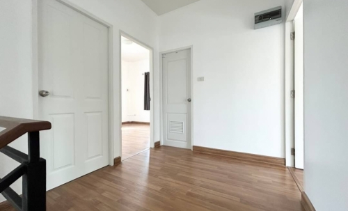 ขายบ้านแฝด 2 ชั้น 3 ห้องนอน 3 ห้องน้ำ บึงวรกิจ (1)