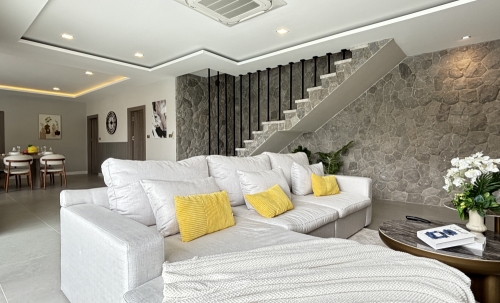 ขาย Pool Villa 2 ชั้น 7 ห้องนอน 8 ห้องน้ำ ห้วยใหญ่ (2)