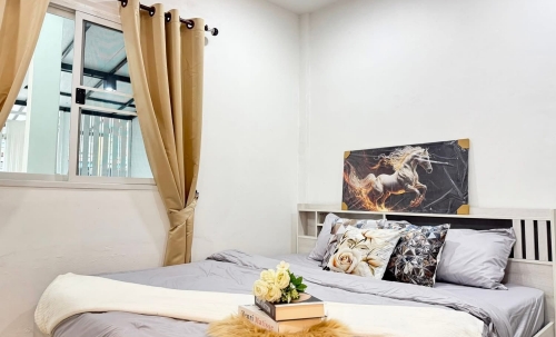 ขาย ทาวน์เฮ้าส์ 2 ห้องนอน 1 ห้องน้ำ เขาน้อย