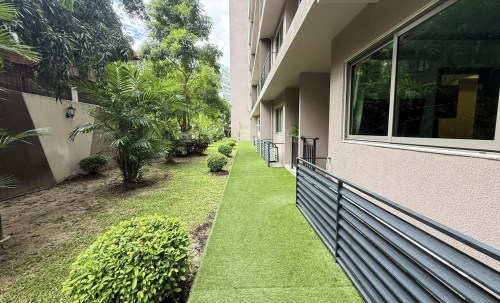 ให้เช่า Arcadia Center Suites Pattaya อาคาเดีย เซ็นเตอร์ สูท พัทยา 1 ห้องนอน วิวสวน