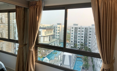 ขาย Arcadia Beach Resort Pattaya อะคาเดีย บีช รีสอร์ท พัทยา 1 ห้องนอน วิวสระ (2)