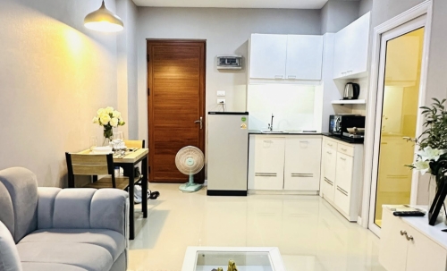 ขาย CC Condo Central Pattaya ซีซีคอนโด พัทยากลาง 1 ห้องนอน วิวสระ (2)