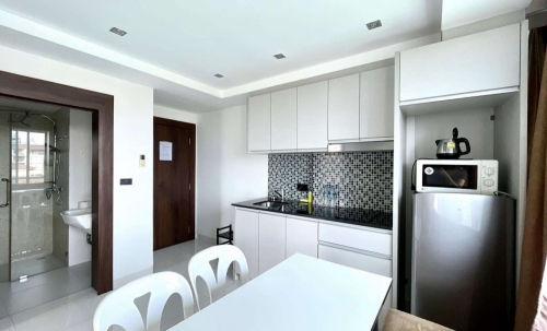 ขายพร้อมผู้เช่า City Center Residence พัทยากลาง 2 ห้องนอน ชั้น 1 วิวสวน