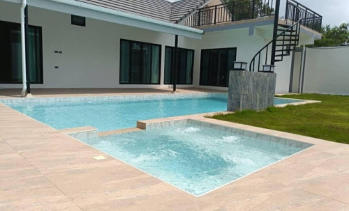 ให้เช่าพูลวิลล่า 4 ห้องนอน 4 ห้องน้ำ พรประภานิมิต พัทยา