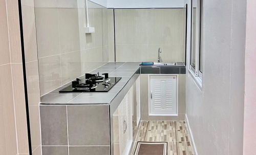 ขาย ทาวน์เฮ้าส์ 2 ห้องนอน 1 ห้องน้ำ เขาน้อย