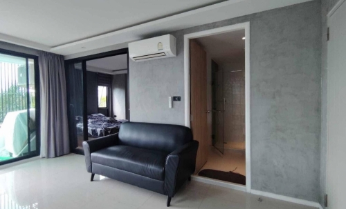 ให้เช่า Estanan Condo Pratumnak อิสธานัน คอนโด พระตำหนัก 1 ห้องนอน วิวเมือง