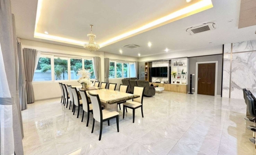 ให้เช่าพูลวิลล่า 6 ห้องนอน ห้วยใหญ่