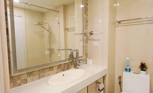 ปล่อยเช่ารายปี Olympus โอลิมปุส ซอยกอไผ่ พัทยาใต้ 1 ห้องนอน ชั้น 7 วิวสระ