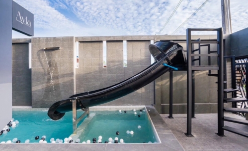 ให้เช่า Pool Villa 2 ชั้น 4 ห้องนอน 4 ห้องน้ำ ห้วยใหญ่