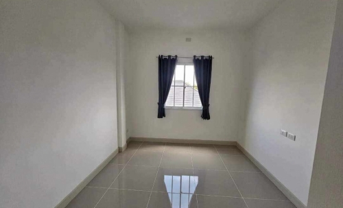 ปล่อยเช่ารายปี ทาวน์โฮม 2 ชั้น ซอยสยามคันทรี 3 ห้องนอน 3 ห้องน้ำ