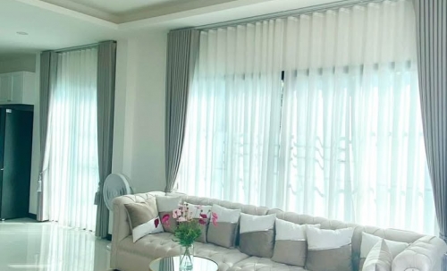 ให้เช่า Pool Villa 2 ชั้น 4 ห้องนอน 5 ห้องน้ำ ซอยสยาม