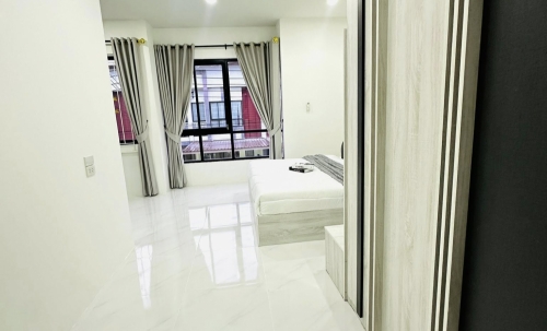 ขาย Town Home 2 ชั้น 3 ห้องนอน 3 ห้องน้ำ เนินพลับหวาน (2)