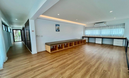 ให้เช่า พูลวิลล่า 5 ห้องนอน ชัยพฤกษ์ จอมเทียน