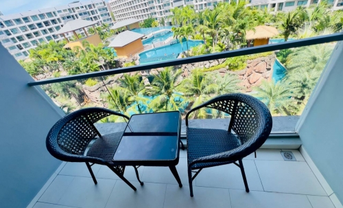 ขาย Laguna Beach Resort 3 The Maldives Jomtien ลากูน่าบีช รีสอร์ท 3 เดอะมัลดีฟส์ จอมเทียน 1 ห้องนอน วิวสระ (2)