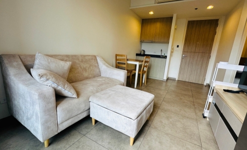 ปล่อยเช่ารายปี Unixx พระตำหนัก-พัทยาใต้ 1 ห้องนอน ชั้น 11 วิวสระ (ทำ Airbnb ได้)