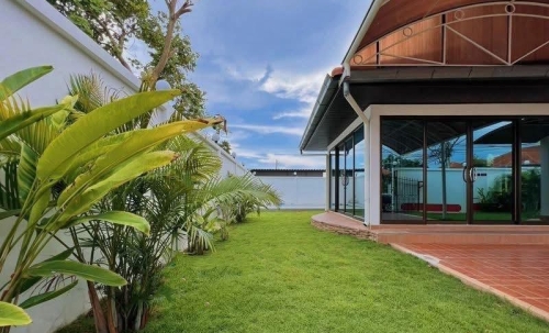 ขาย บ้าน Pool Villa ในหมู่บ้าน Royal View Village (3)