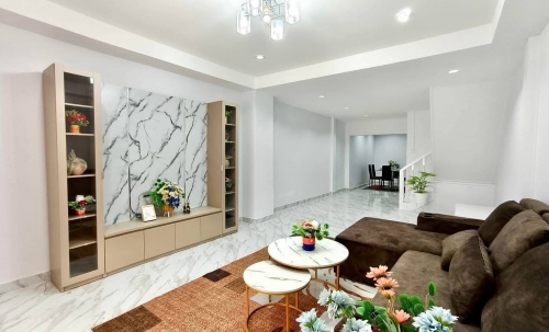 ขาย Town House 2 ชั้น 2 ห้องนอน 2 ห้องน้ำ พัทยาเหนือ (2)