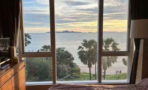 ปล่อยเช่ารายปี The Palm เดอะ ปาล์ม วงศ์อมาตย์ 1 ห้องนอน ชั้น 4 วิวทะเล