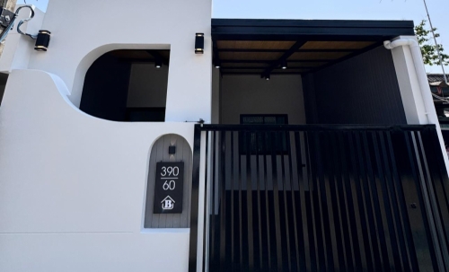 ขายทาวน์โฮม 2 ห้องนอน 2 ห้องน้ำ พัทยาติดสุขุมวิท (2)