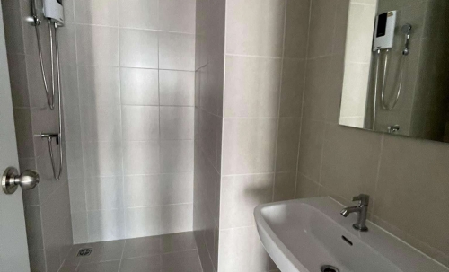 ปล่อยเช่ารายปี Vay Pothisan เวย์ โพธิสาร พัทยาเหนือ สตูดิโอ ชั้น 5 วิวเมือง