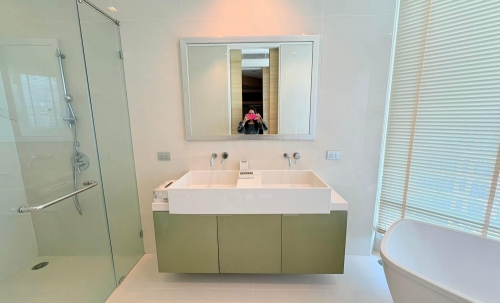 ให้เช่าคอนโด รีเฟลคชั่น จอมเทียน 3 ห้องนอน วิวทะเล