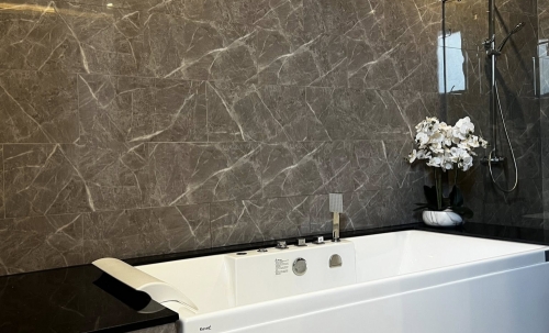 ขายพร้อมผู้เช่า Pool Villa 2 ชั้น 4 ห้องนอน 4 ห้องน้ำ ห้วยใหญ่ (2)