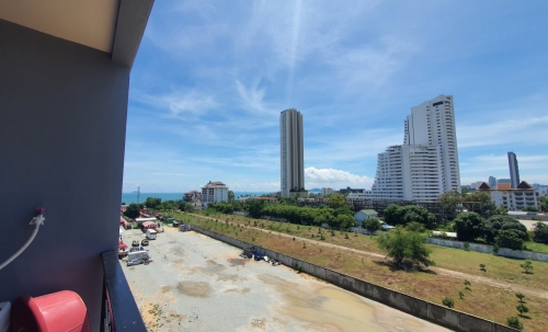 ขาย Trio Gems Jomtien ทรีโอ เจมส์ จอมเทียน Studio วิวทะเล (2)