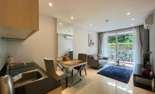 ให้เช่า Grande Caribbean Pattaya แกรนด์ แคริบเบียน พัทยา 1 ห้องนอน วิวสระ