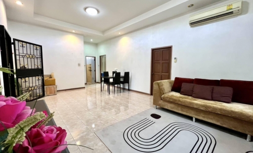 ให้เช่า บ้านเดี่ยว 3 ห้องนอน 2 ห้องน้ำ พัทยา